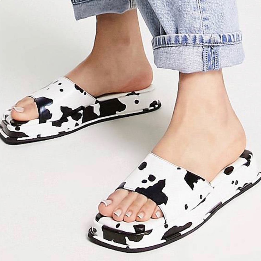 Daisy Street ASOS Cow Print Square toe Sandals ๐ - Picture 4 of 6